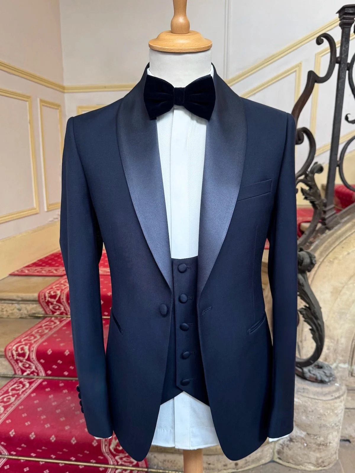 COSTUMES BLEU HOMME